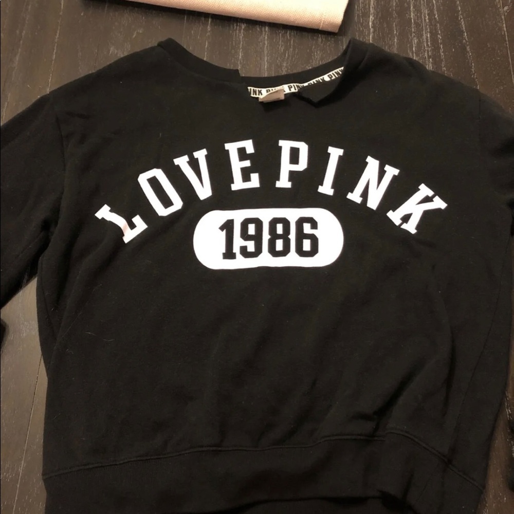 PINK by Victoria Secret comfortable sweat shirt